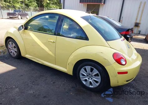 2008 Volkswagen New Beetle S from USA, damaged, VIN 3VWPW31C08M522821